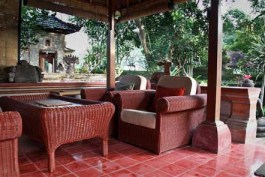 murnis_houses_the_house_veranda