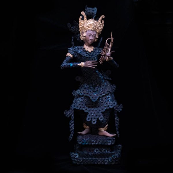 Antique Coin Statue Dewi Sri Antique Coin Statue Dewi Sri
