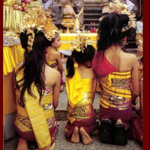 pendet costume