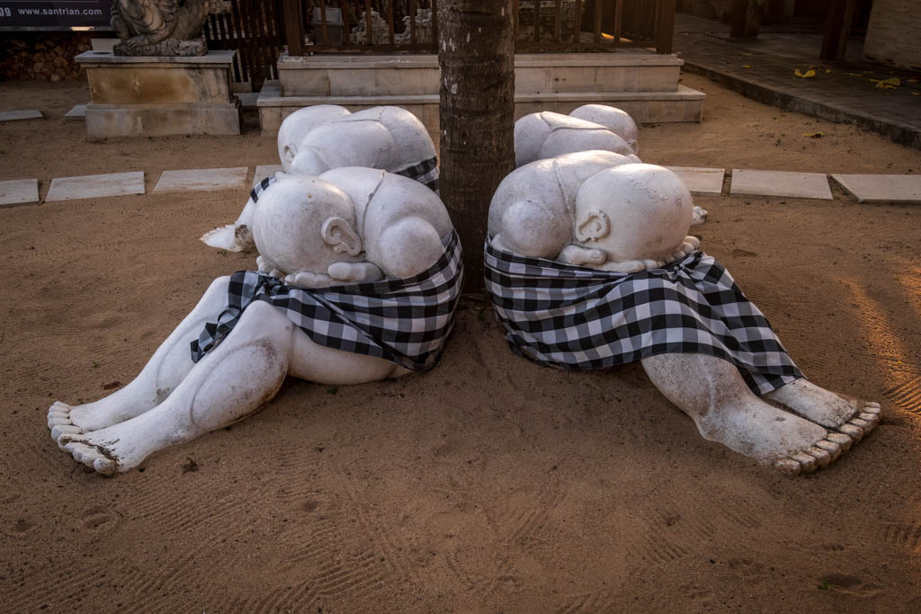 Weeping Buddhas
