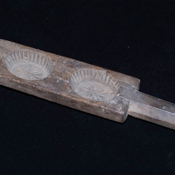 Antique Sumatran Cake Mould 6