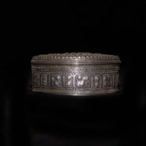 Antique Shan State Half Moon Lime Box 4