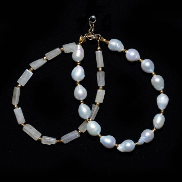Pearl and Quartz Bracelet Pearl and Quartz Bracelet