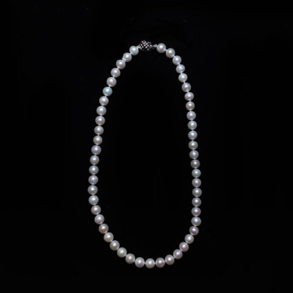 Pearl Necklace 16 Pearl Necklace 16